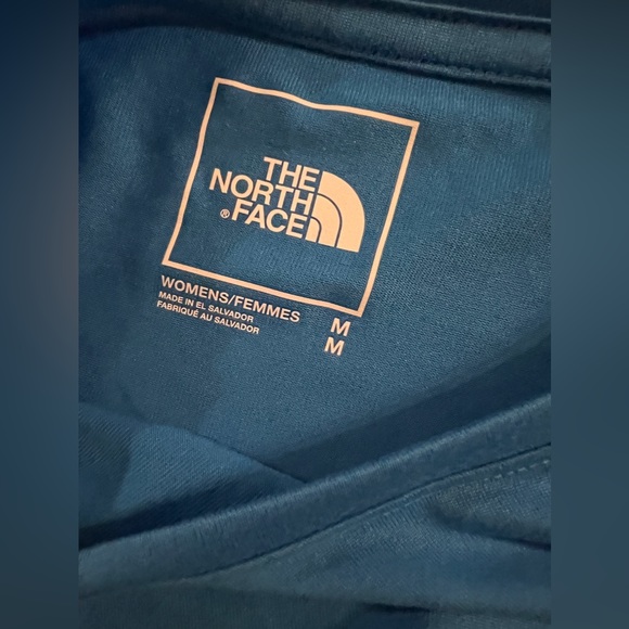 NWT The North Face Women's SS Reaxion Tee - Picture 5 of 5
